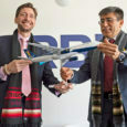 Firma del acuerdo entre Boliviana de Aviación y Airbus.