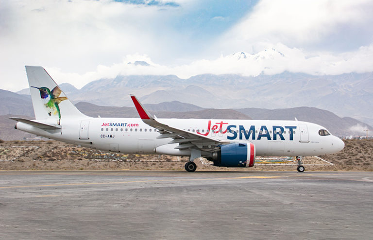 Primer vuelo de JetSmart en Perú.