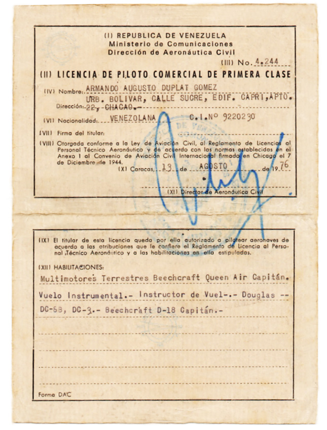 Licencia de piloto de Armando Duplat en Venezuela..