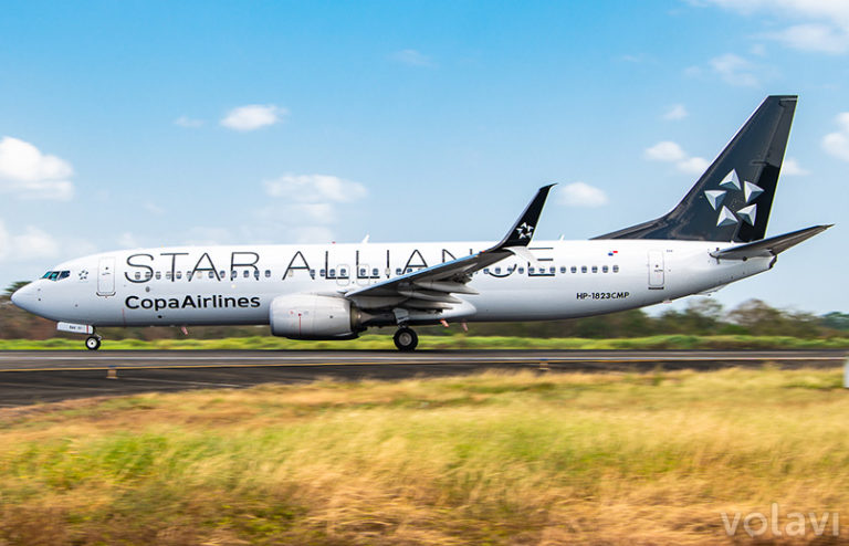 Boeing 737-800 de Copa Airlines con livery de Star Alliance.