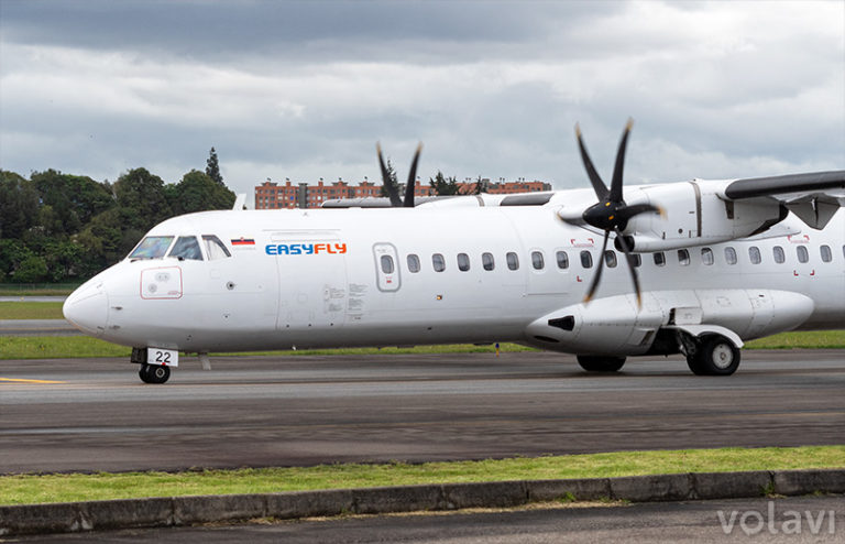 ATR 72 de EasyFly en el aeropuerto Eldorado de Bogotá.