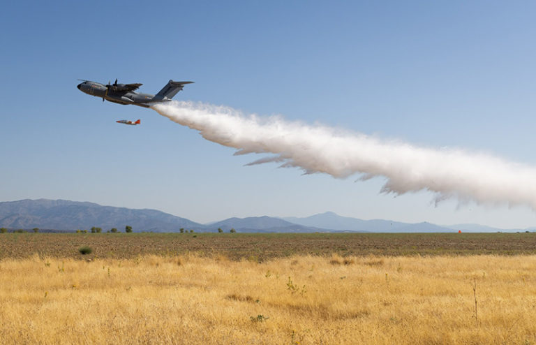 Prueba de extinción de incendios del Airbus A400M.