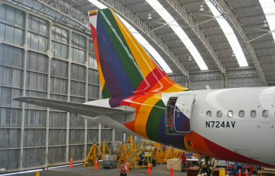 Airbus A320 de Avianca con pintura en homenaje a la igualdad.