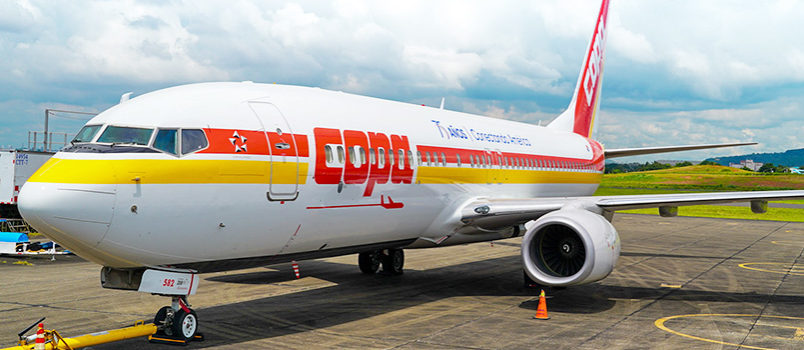 Avión retro de Copa Airlines, Boeing 737-800NG.
