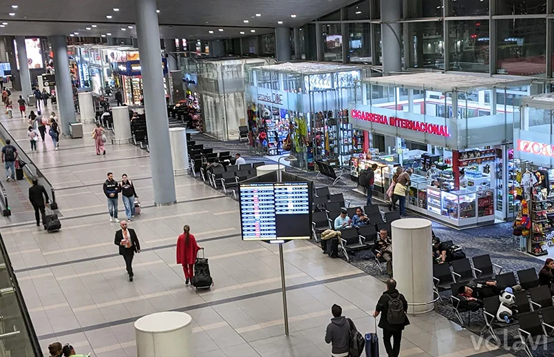 Terminal internacional del Aeropuerto Internacional Eldorado de Bogotá.