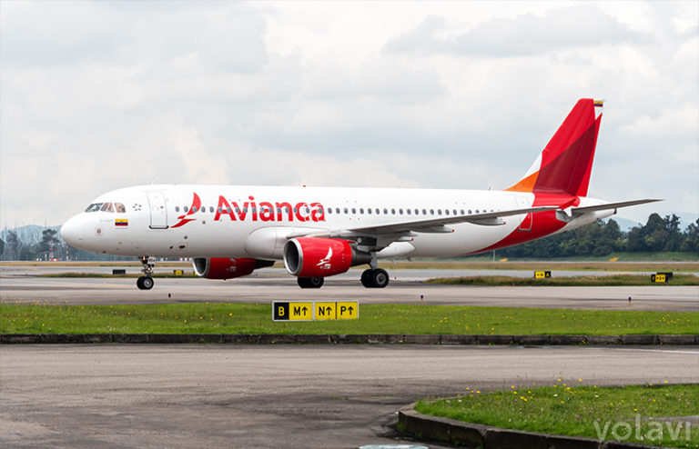 Airbus A320 de Avianca en el Aeropuerto Internacional Eldorado de Bogotá.