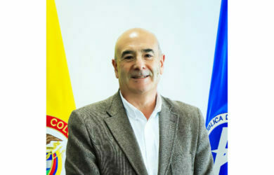 Serio París Mendoza, nuevo director de la Aeronáutica Civil de Colombia.