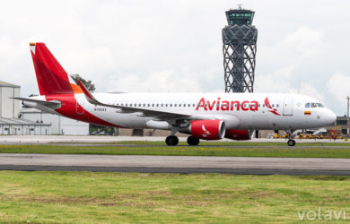 Airbus A320 de Avianca en rodaje en el Aeropuerto Eldorado de Bogotá.