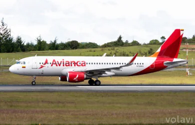 Airbus A320 de Avianca despegando del Aeropuerto José María Córdova de Medellín.
