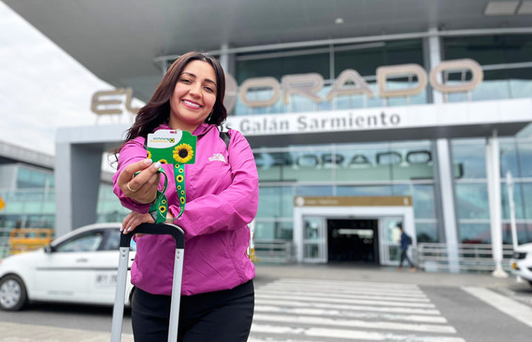 Presentación de la cinta de Sunflower en el Aeropuerto Eldorado de Bogotá.