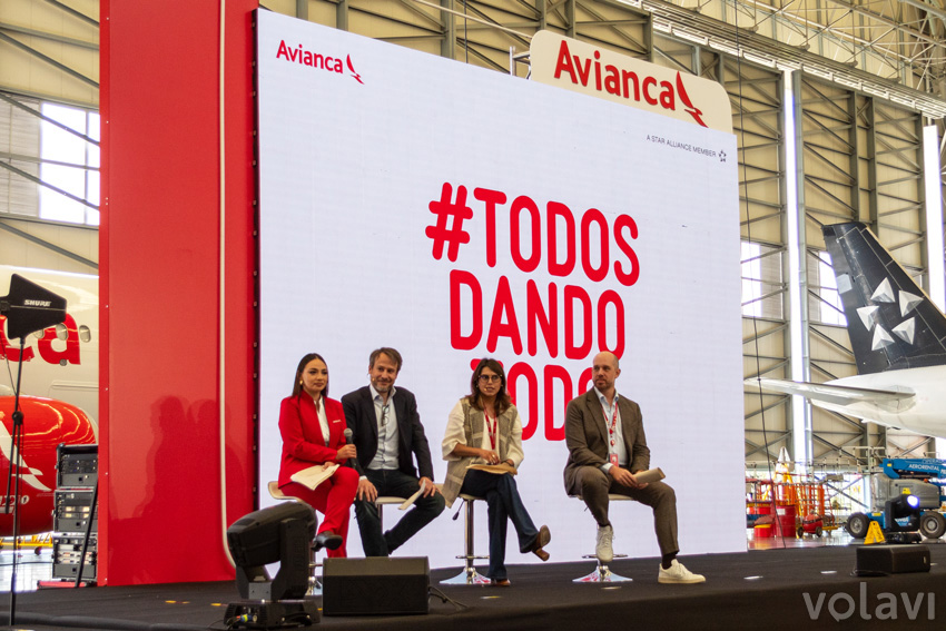 Directivos de Avianca en la presentación del #TodosDandoTodo.