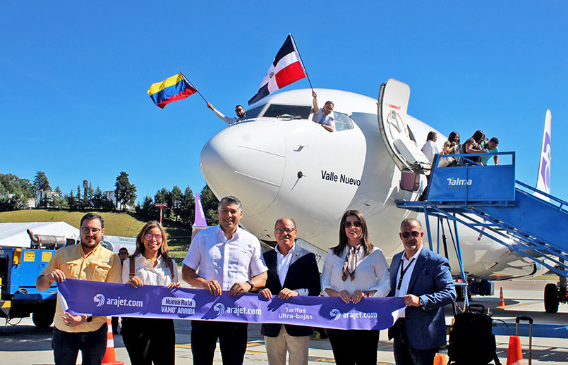 Vuelo inaugural de Arajet entre Santiago de los Caballeros y Medellín.