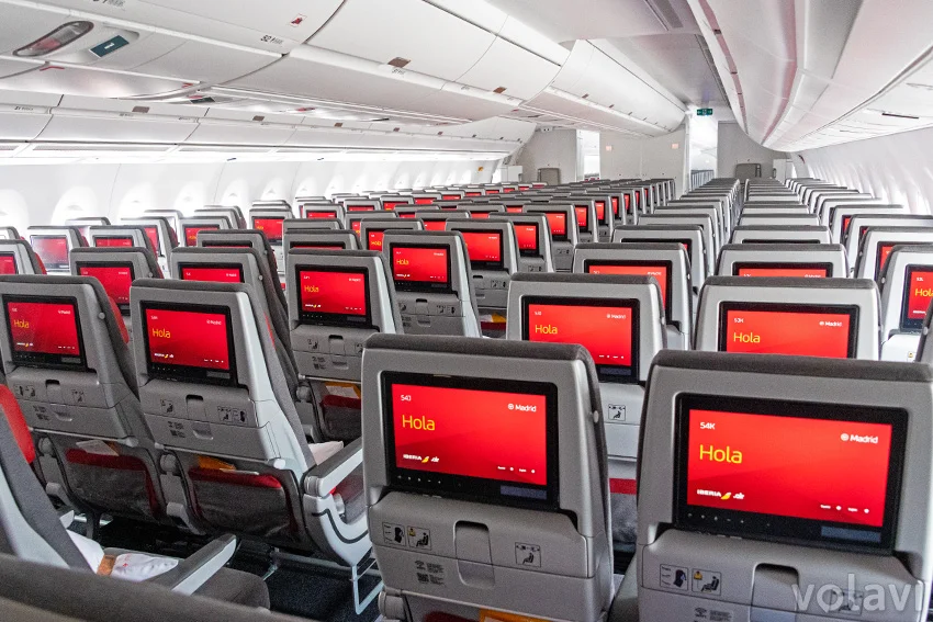 Sistema de entretenimiento en clase económica del Airbus A350 "Next" de Iberia.