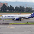 Boeing 737-800 de Wingo en rodaje en el Aeropuerto Eldorado de Bogotá.