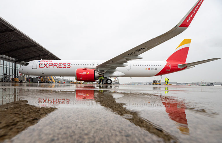 Airbus A321neo de Iberia Express en Madrid.