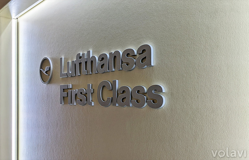 Primera clase de Lufthansa en un Airbus A340-600.