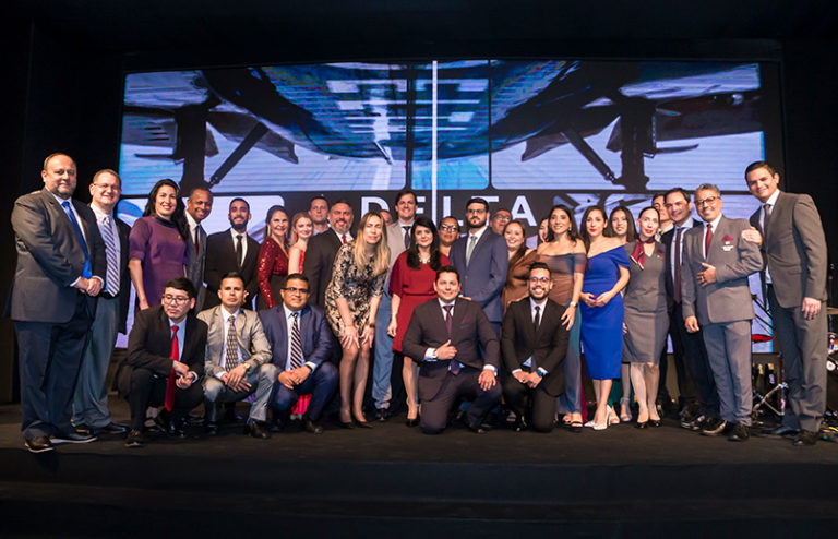 Celebración del 25° aniversario de Delta Air Lines en Perú.