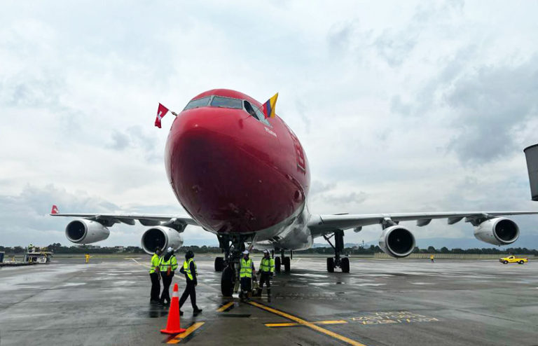 Llegada a Bogotá del primer vuelo de Edelweiss desde Zúrich.