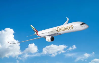 Render de un Airbus A350-900 de Emirates.