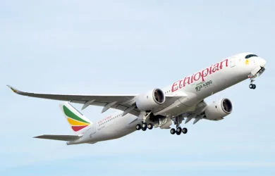 Despegue de un Airbus A350-900 de Ethiopian Airlines.