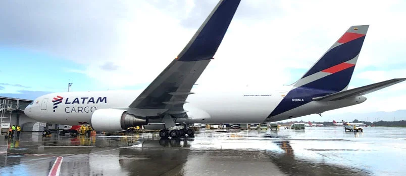 LATAM Cargo impulsará uso de SAF entre Europa y Sudamérica Boeing 767BCF de LATAM Cargo con matrícula N566LA.