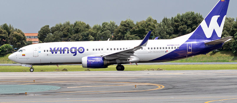 Boeing 737-800 de Wingo en el Aeropuerto El Dorado de Bogotá.
