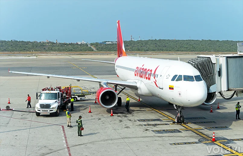 Airbus A320 de Avianca (N451AV), en Caracas, durante el vuelo inaugural desde Bogotá.