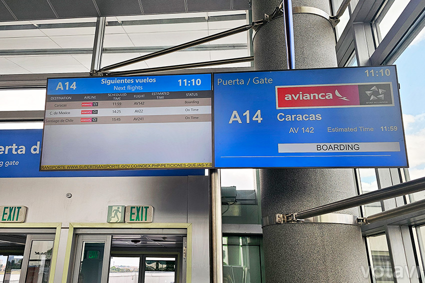 Embarque del vuelo inaugural de Avianca entre Bogotá y Caracas.