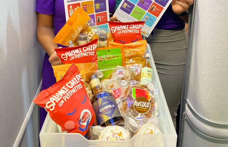 Nuevo menú a bordo de Arajet con productos 100% dominicanos.