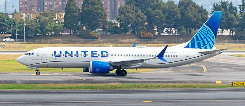 United reactivará ruta entre Houston y Caracas Boeing 737 MAX 8 de United Airlines en el Aeropuerto Eldorado de Bogotá.