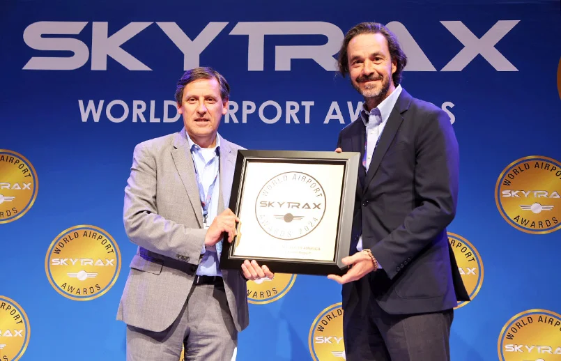 Reconocimiento al "Mejor Aeropuerto de Sudamérica 2024" al Aeropuerto ElDorado de Bogotá por parte de Skytrax.