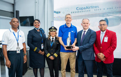 Reconocimiento a la puntualidad de Copa Airlines en 2023 por parte de Cirium.