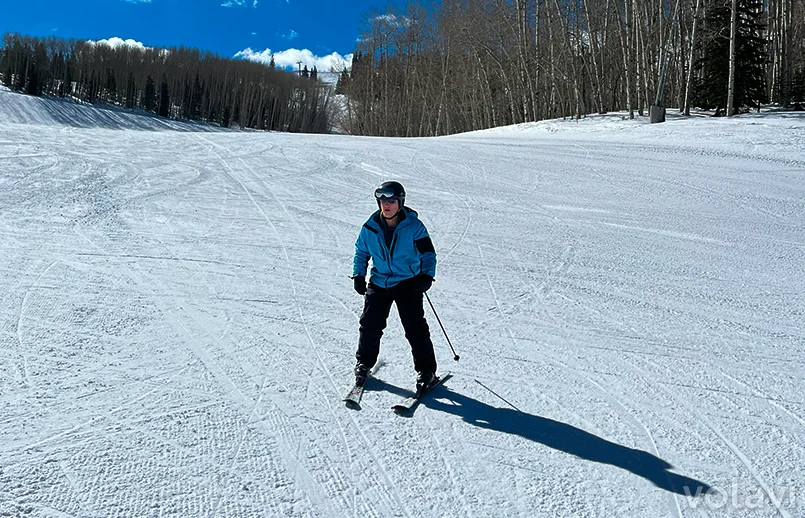 Esquiando en las montañas de Aspen Snowmass.