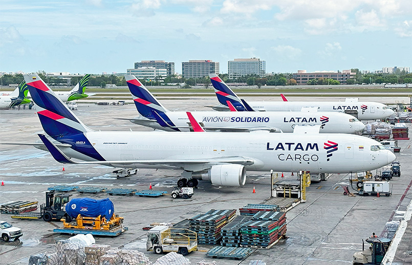 Flota de LATAM Cargo en el centro de operaciones de Miami.