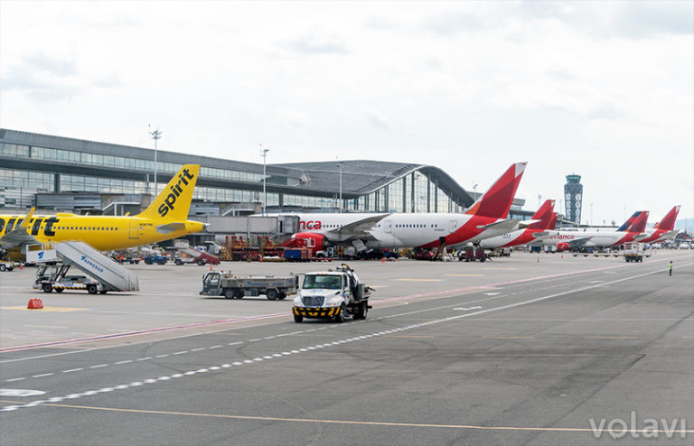 Terminal internacional del Aeropuerto ElDorado de Bogotá.
