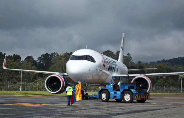 Airbus A320neo de JetSmart que operó el vuelo inaugural entre Medellín y San Andrés.