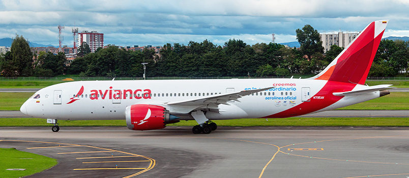 Boeing 787-8 de Avianca, en Bogotá, con esquema conmemorativo a los Juegos Olímpicos 2024.