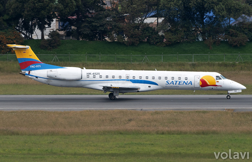 Embraer 145 de Satena (HK-4525), en el Aeropuerto El Dorado de Bogotá.