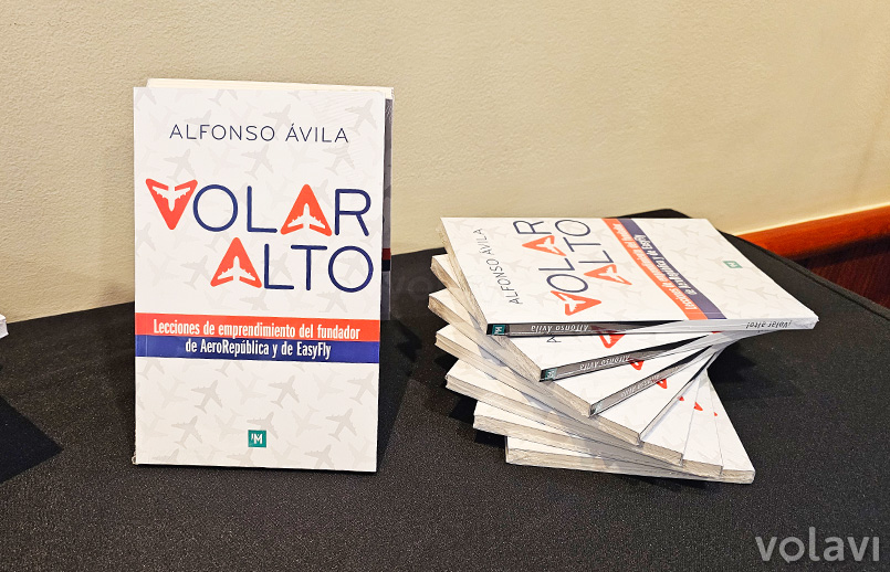 "Volar Alto" el nuevo libro de Alfonso Ávila Velandia que ya está en las principales librerías del país.