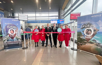 Vuelo inaugural de Avianca entre Bogotá y Chicago.