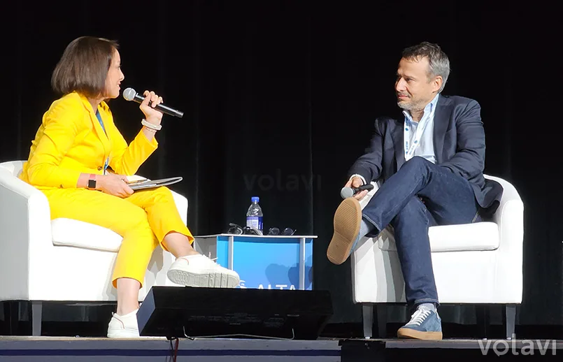 Gabriela Frías entrevista a Adrián Neuhauser sobre Grupo Abra en el ALTA Leaders Forum 2024. Gabriela Frías entrevista a Adrián Neuhauser sobre Grupo Abra en el ALTA Leaders Forum 2024.