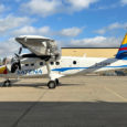 Entrega del prime Twin Otter DHC-6 de Satena en Calgary, Canadá.