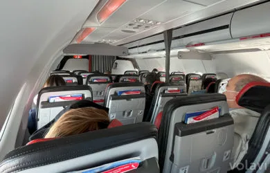 Cabina de pasajeros Airbus A320 Avianca.