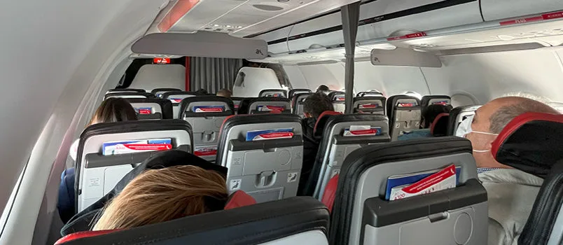 Cabina de pasajeros Airbus A320 Avianca.