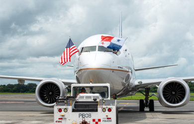 Boeing 737 MAX 9 de Copa Airlines operando el vuelo inaugural de Panamá a San Diego.