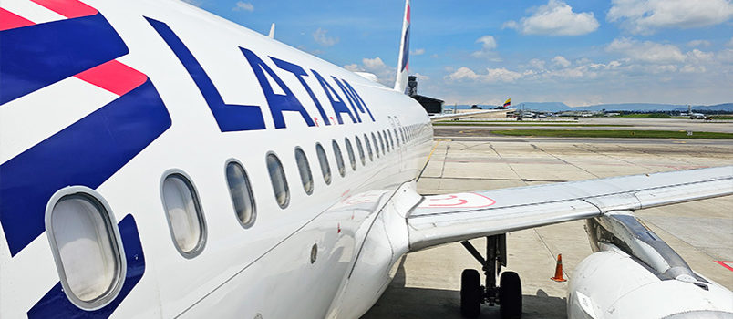 Airbus A320 de LATAM Colombia (CC-BAS), llegando de Barranquilla a Bogotá.
