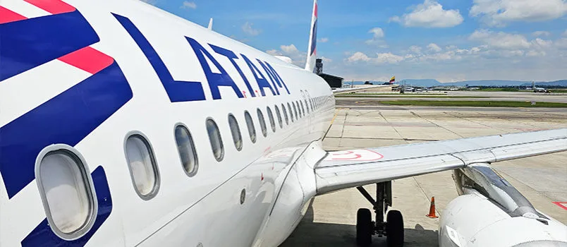 Airbus A320 de LATAM Colombia (CC-BAS), llegando de Barranquilla a Bogotá.