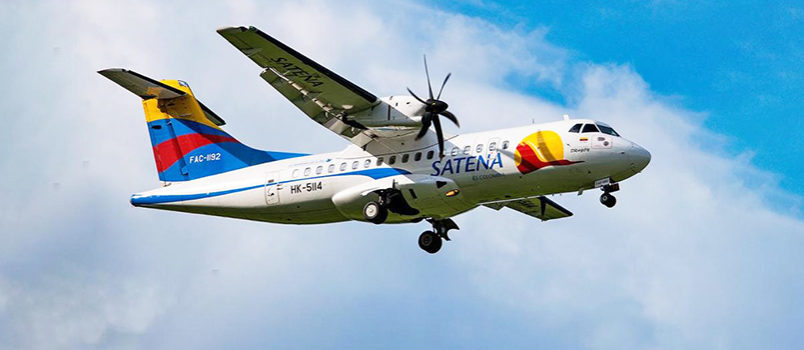 ATR 42 de Satena (matrícula HK-5114), aterrizando.