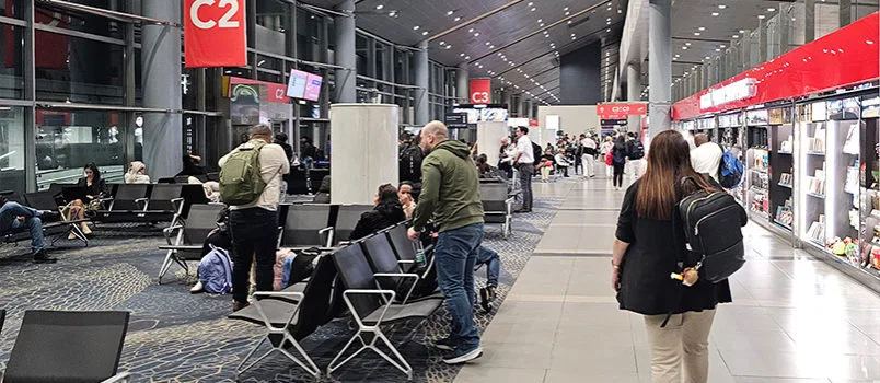 Aumentó tráfico de pasajeros de Colombia en primer semestre Terminal nacional del Aeropuerto Internacional El Dorado de Bogotá.