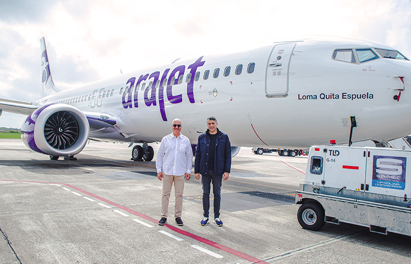 Entrega del nuevo Boeing 737 MAX 8 de Arajet "Loma Quita Espuela".